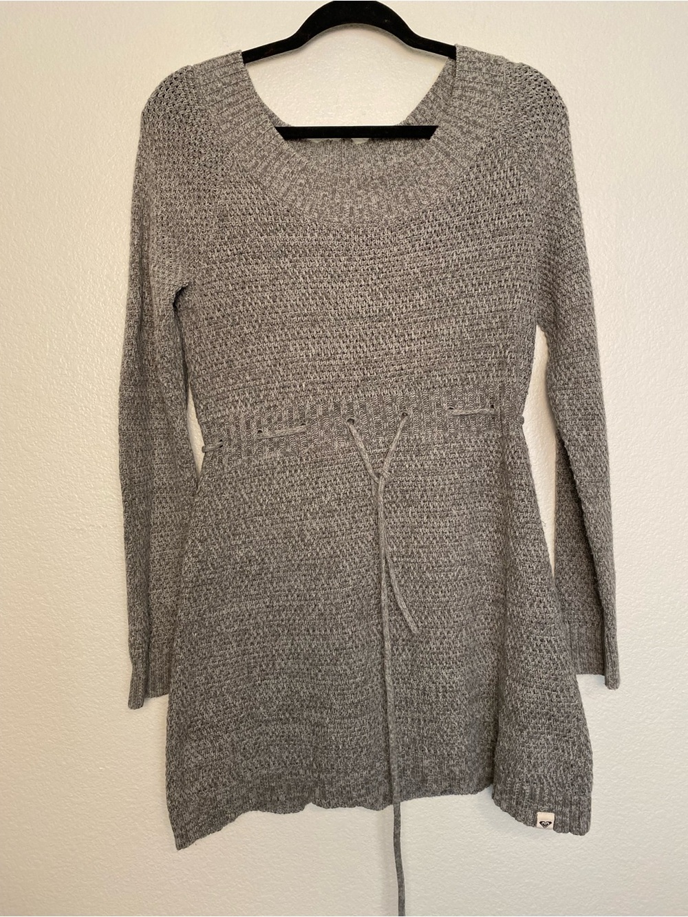 ✨ Roxy Juniors Gray Knit Sweater Dress – Size M ✨